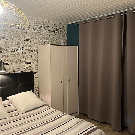 Hotel Du Nord Chambres Familiales Fontaines  Eksteriør bilde