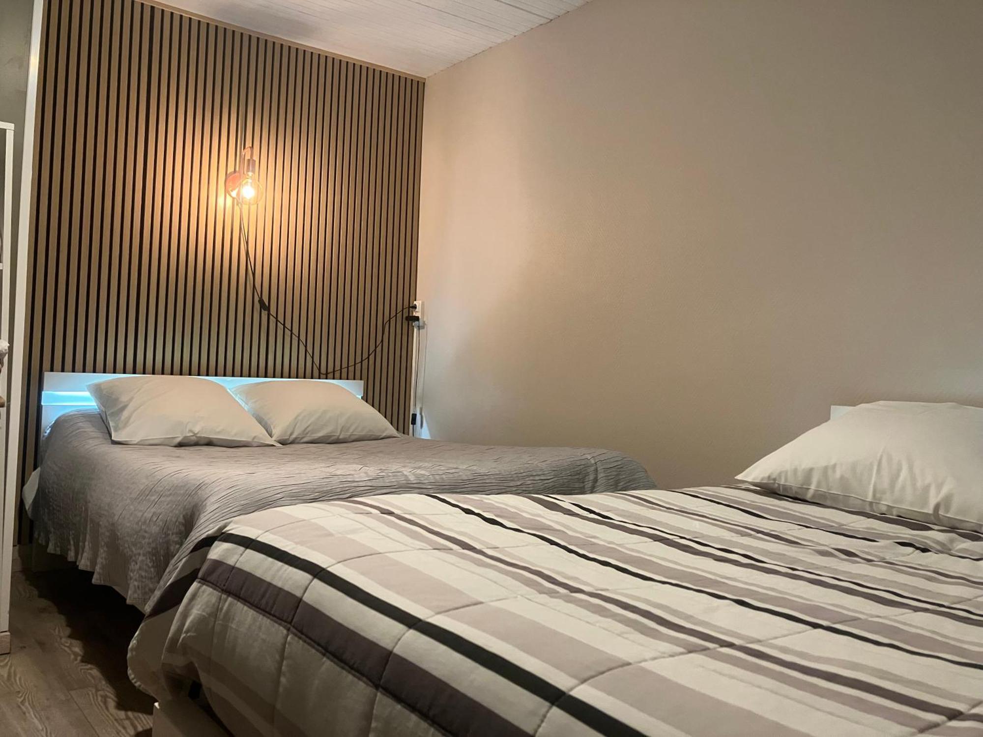 Hotel Du Nord Chambres Familiales Fontaines  Eksteriør bilde
