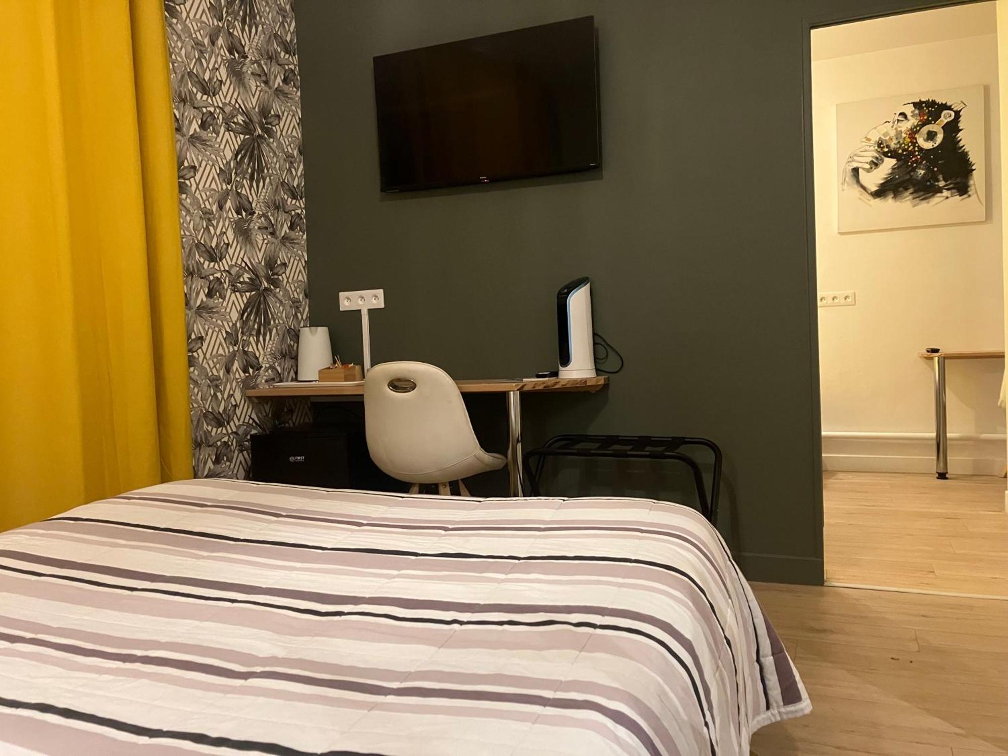 Hotel Du Nord Chambres Familiales Fontaines  Eksteriør bilde