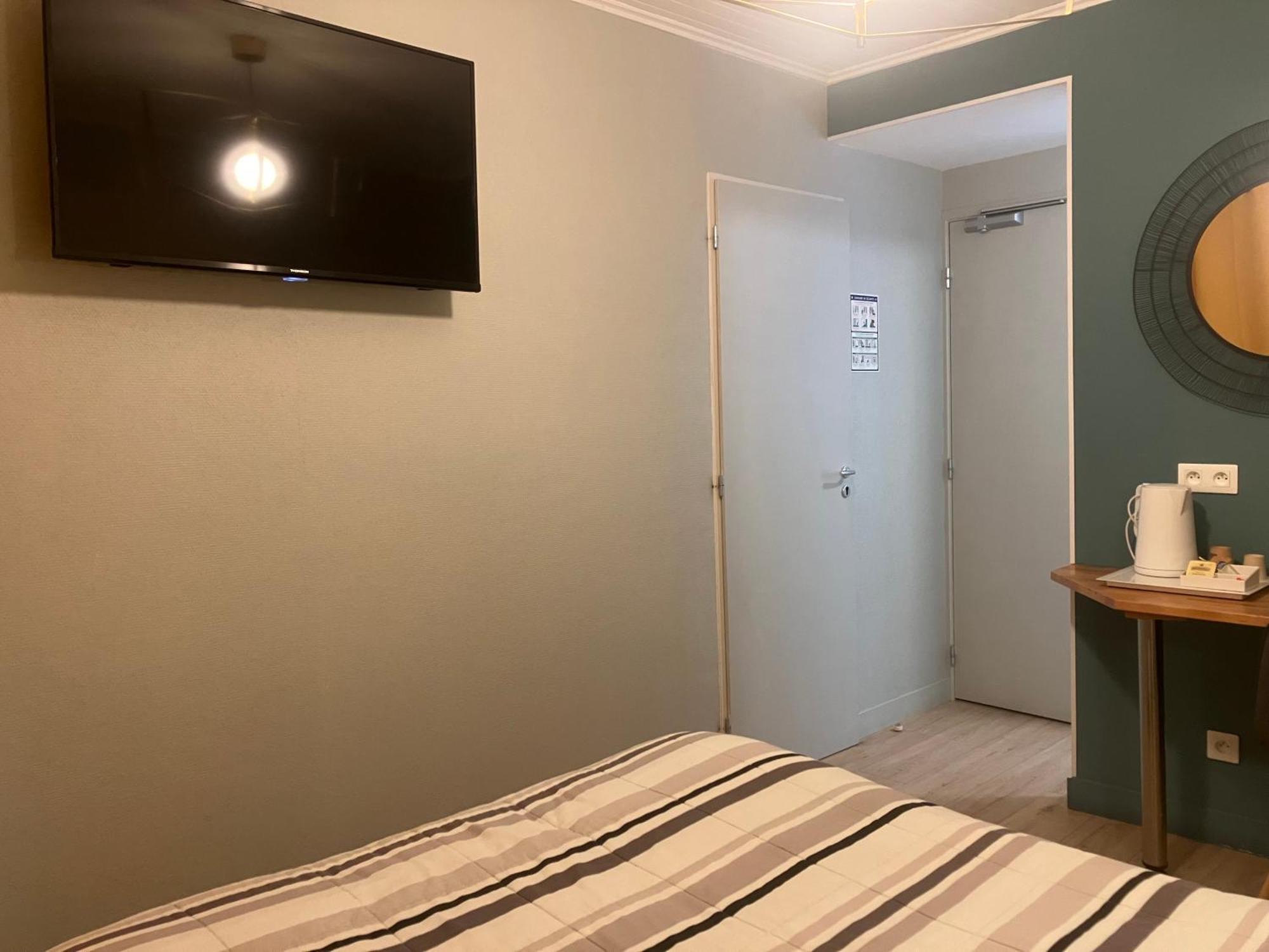 Hotel Du Nord Chambres Familiales Fontaines  Eksteriør bilde